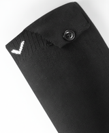 Close-up of the black battery pack with four temperature level lights and four battery charge lights